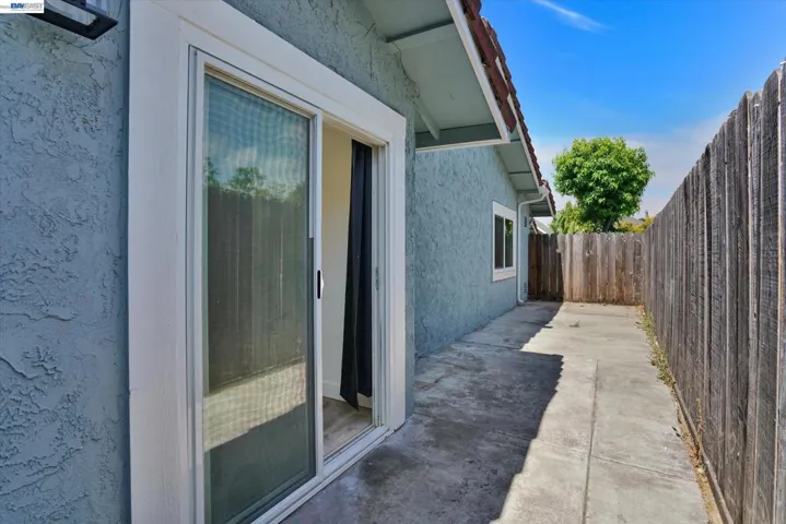 405 Lewis Ave, San Leandro, California 94577