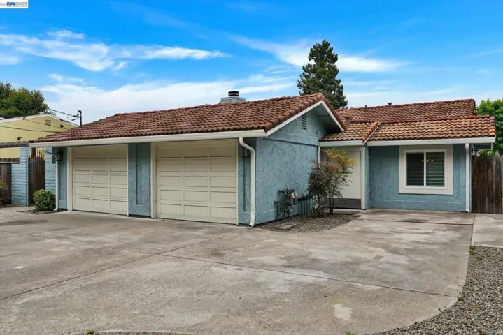 405 Lewis Ave, San Leandro, California 94577