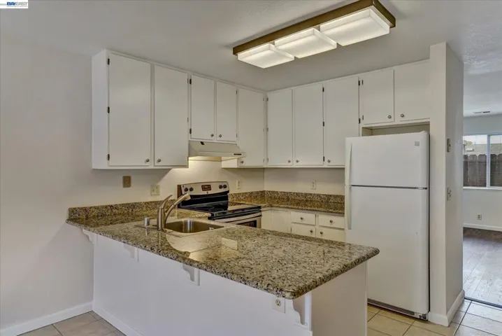 405 Lewis Ave, San Leandro, California 94577