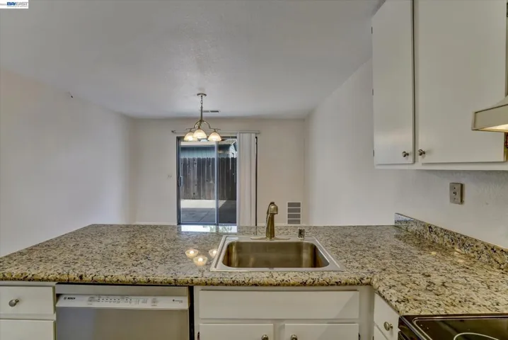 405 Lewis Ave, San Leandro, California 94577
