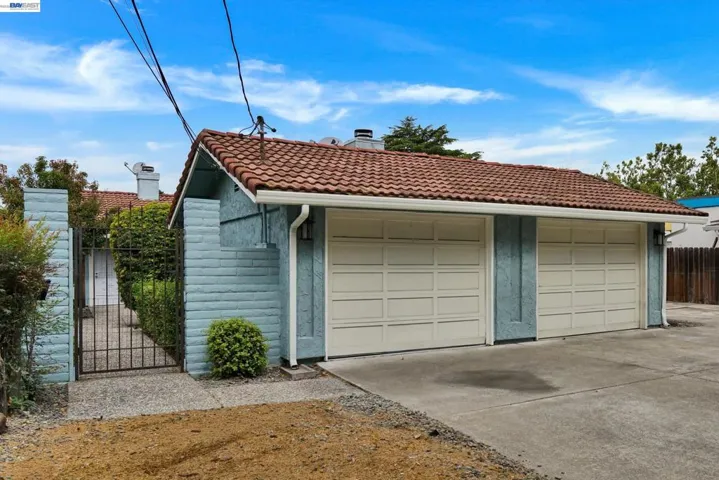 405 Lewis Ave, San Leandro, California 94577
