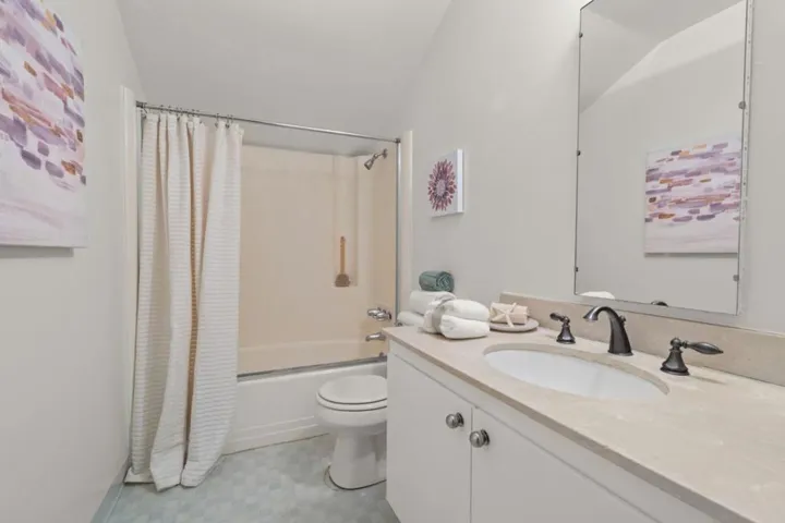 7074 Via Serena, San Jose, California 95139