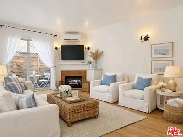 1141 19th Street, Santa Monica, California 90403