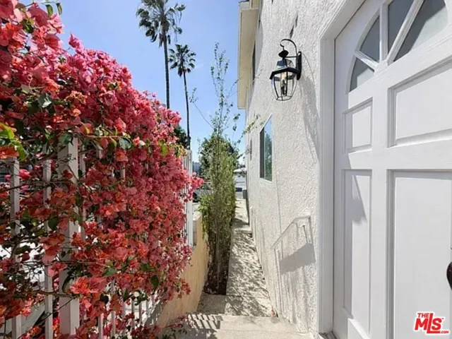 1141 19th Street, Santa Monica, California 90403