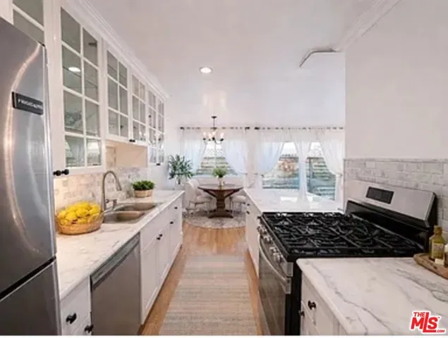 1141 19th Street, Santa Monica, California 90403