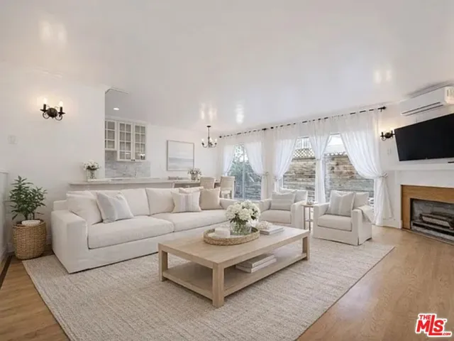 1141 19th Street, Santa Monica, California 90403