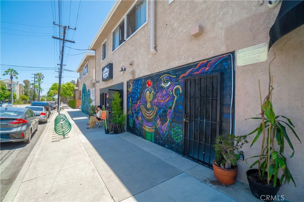 1090 Redondo, Long Beach, California 90804 — photo 5