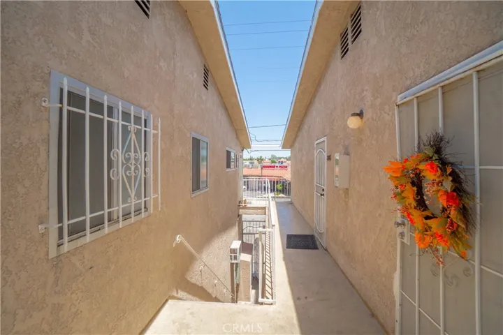 1090 Redondo, Long Beach, California 90804