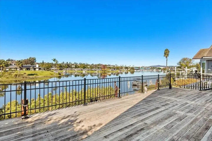 1610 Via La Plaza, San Marcos, California 92078