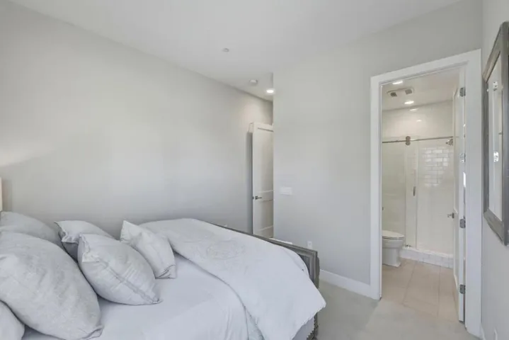 3103 Mena, San Mateo, California 94403