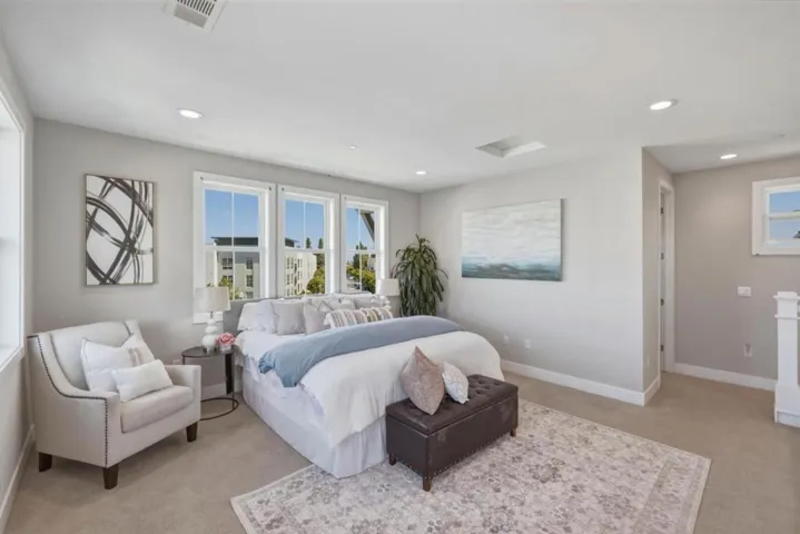3103 Mena, San Mateo, California 94403