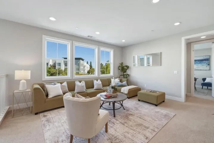 3103 Mena, San Mateo, California 94403