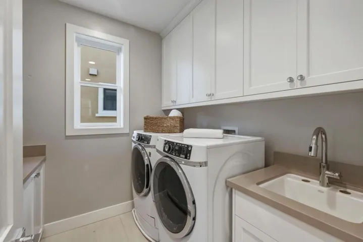 3103 Mena, San Mateo, California 94403