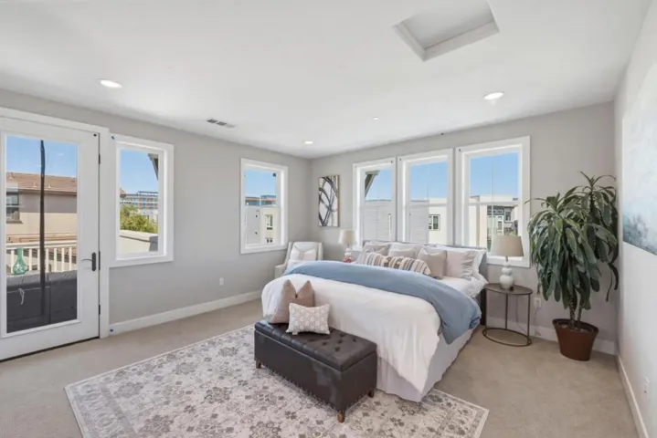 3103 Mena, San Mateo, California 94403