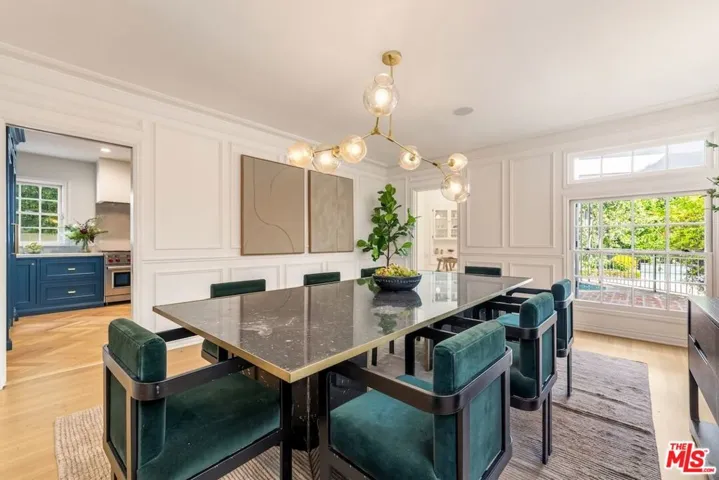 628 N Sierra Drive, Beverly Hills, California 90210