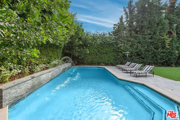 628 N Sierra Drive, Beverly Hills, California 90210
