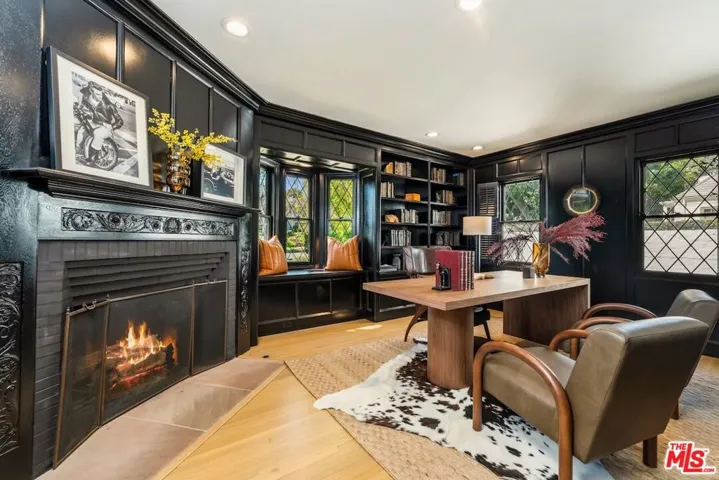 628 N Sierra Drive, Beverly Hills, California 90210