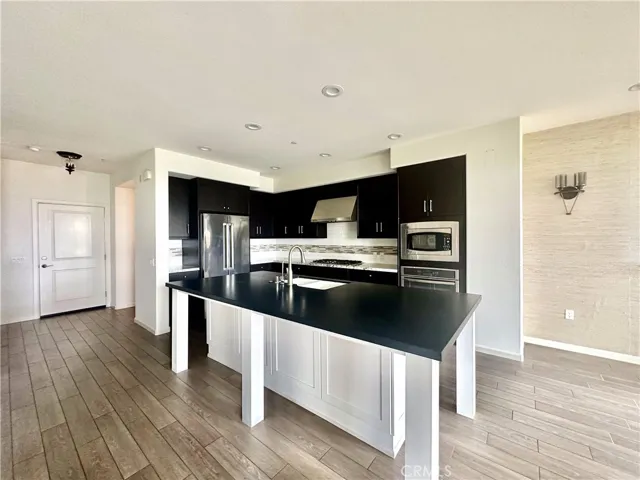 18670 Clubhouse Drive, Yorba Linda, California 92886