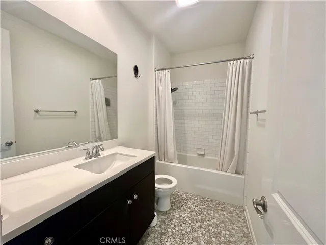 18670 Clubhouse Drive, Yorba Linda, California 92886