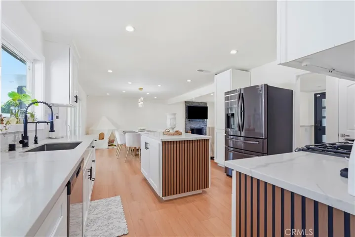4563 Hempstead St, Simi Valley, California 93063