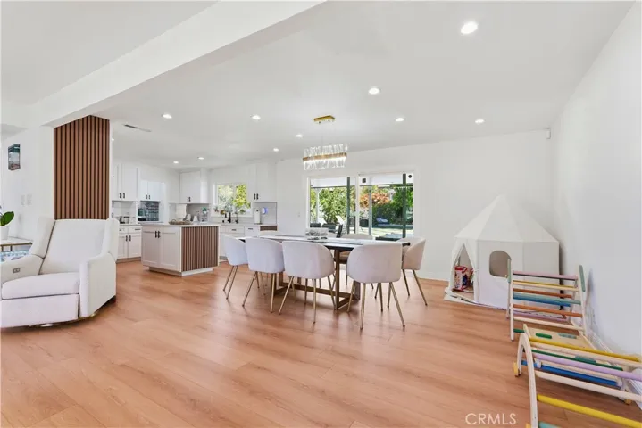 4563 Hempstead St, Simi Valley, California 93063