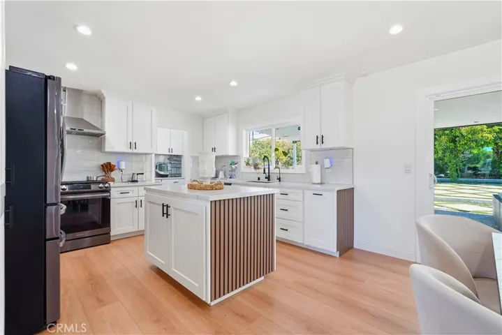 4563 Hempstead St, Simi Valley, California 93063