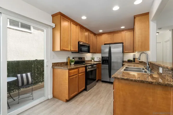 3993 Jewell C2, San Diego, California 92109