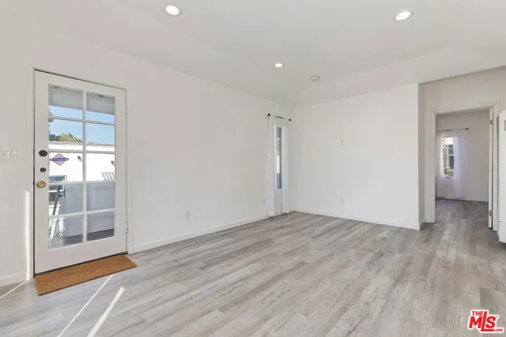 3706 Brunswick Avenue, Los Angeles, California 90039
