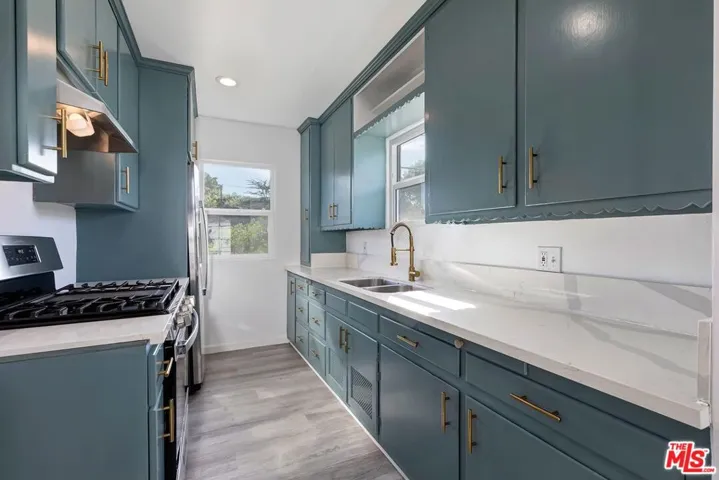 3706 Brunswick Avenue, Los Angeles, California 90039