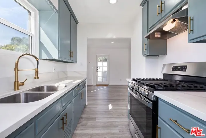 3706 Brunswick Avenue, Los Angeles, California 90039
