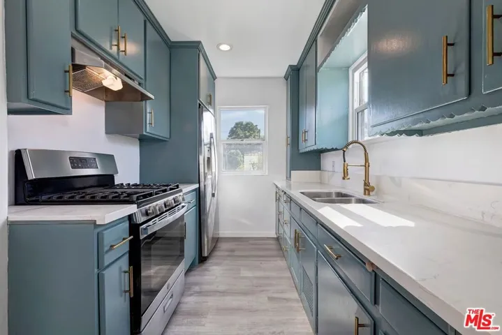 3706 Brunswick Avenue, Los Angeles, California 90039