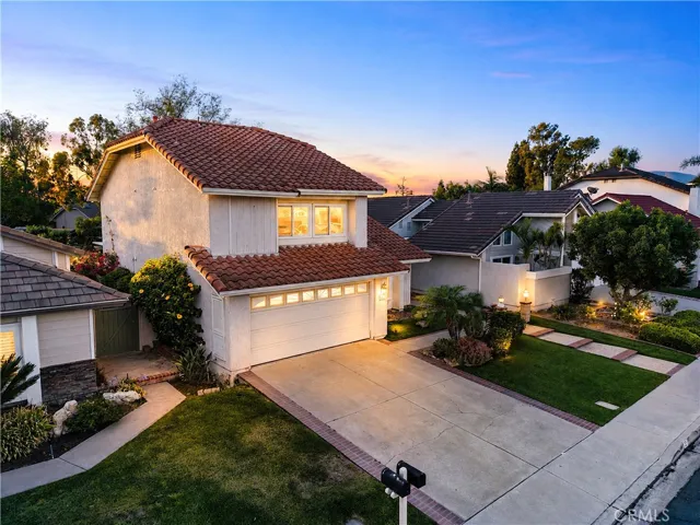 22 Diamante, Irvine, California 92620