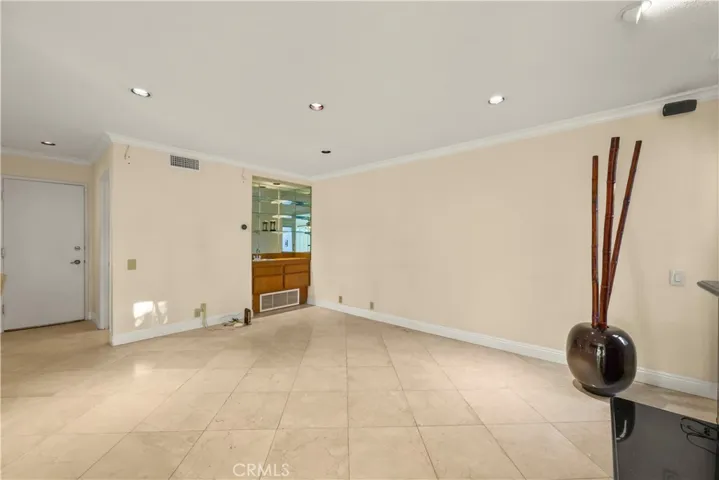 22 Diamante, Irvine, California 92620