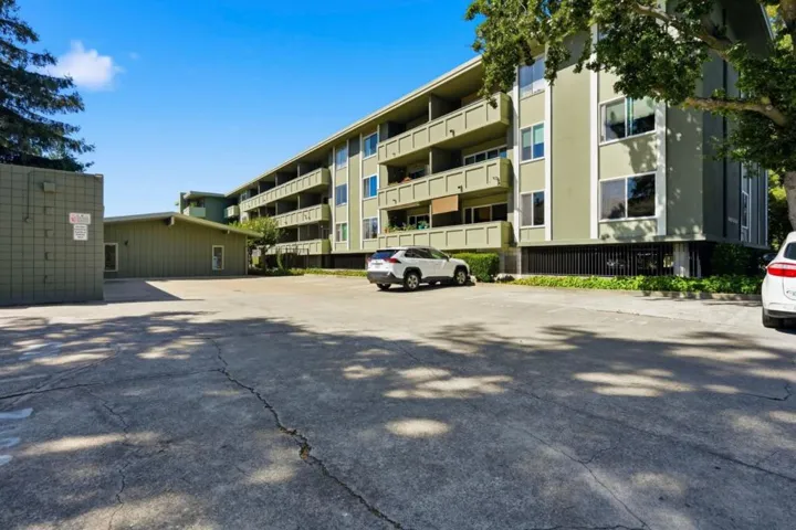 1458 Hudson Street 116, Redwood City, California 94061