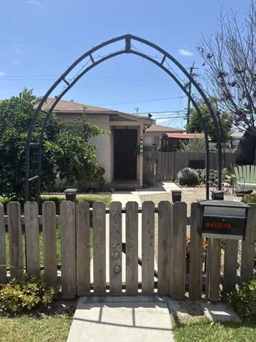 8412 Cleta Street, Downey, California 90241 — photo 4
