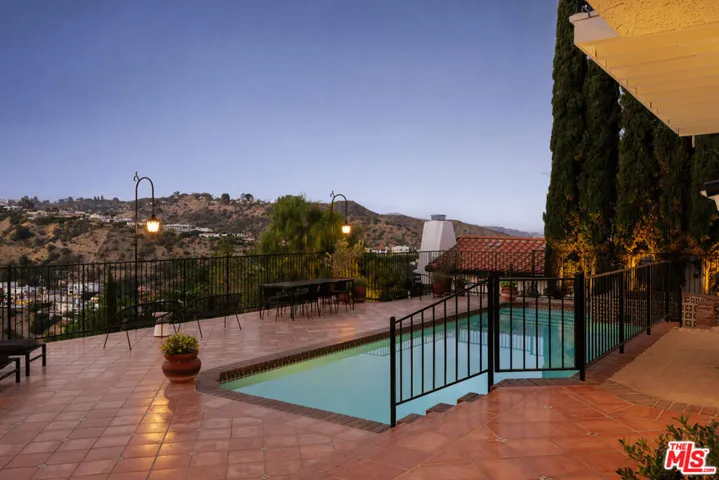 1926 N Crescent Heights Boulevard, Los Angeles, California 90069