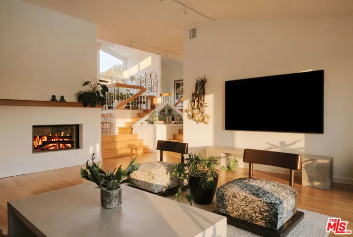 1926 N Crescent Heights Boulevard, Los Angeles, California 90069