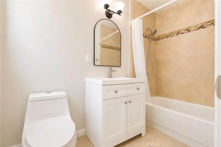 9440 Mcfadden, Westminster, California 92683