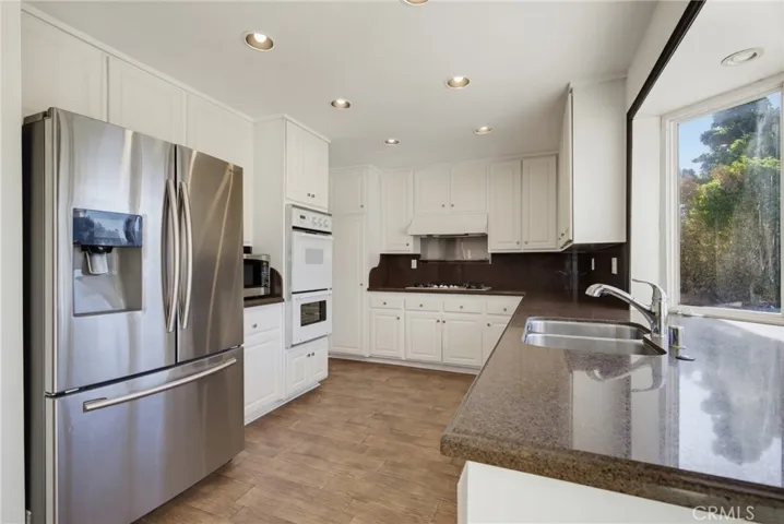 21310 San Jose Street, Los Angeles, California 91311