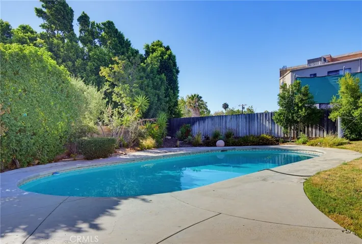21310 San Jose Street, Los Angeles, California 91311