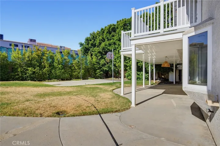 21310 San Jose Street, Los Angeles, California 91311