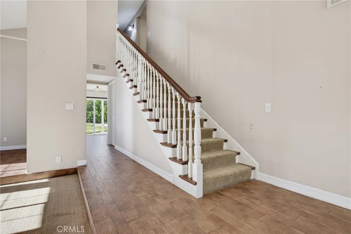 21310 San Jose Street, Los Angeles, California 91311