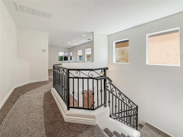 16724 Tim Ln, Lake Balboa, California 91406