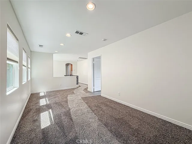 16724 Tim Ln, Lake Balboa, California 91406