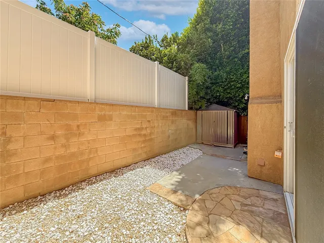16724 Tim Ln, Lake Balboa, California 91406