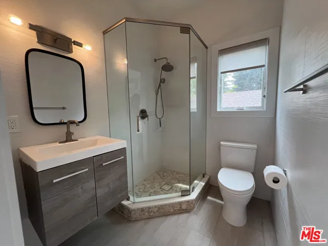 3350 Mclaughlin Avenue, Los Angeles, California 90066