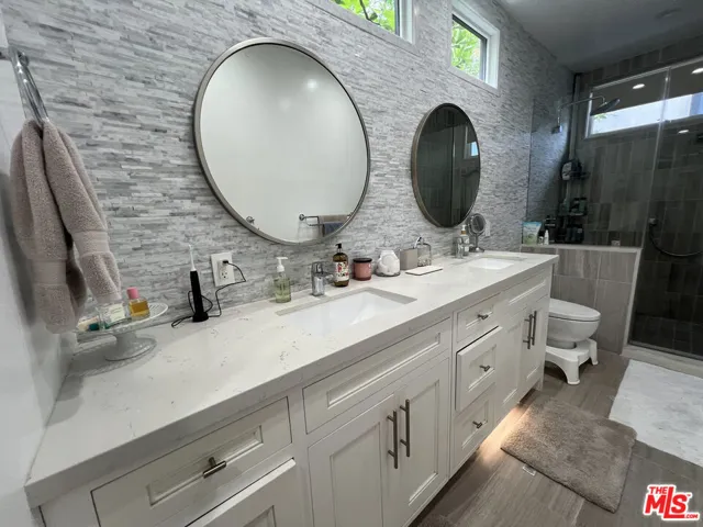 3350 Mclaughlin Avenue, Los Angeles, California 90066