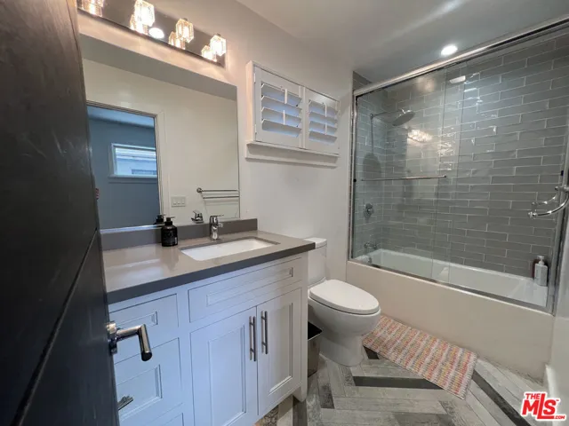 3350 Mclaughlin Avenue, Los Angeles, California 90066