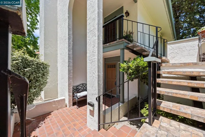 1617 Ptarmigan Dr 1a, Walnut Creek, California 94595