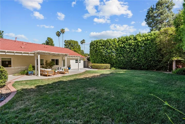 10411 Oso Avenue, Chatsworth, California 91311
